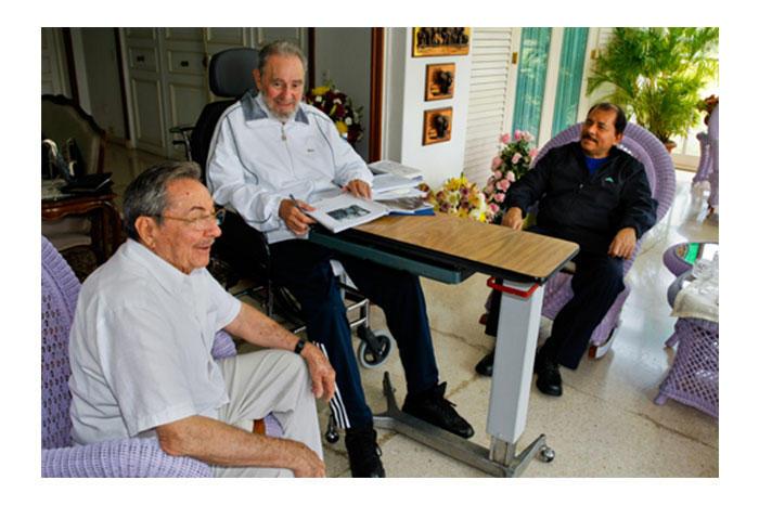 Daniel saluda 90 años de Fidel Castro