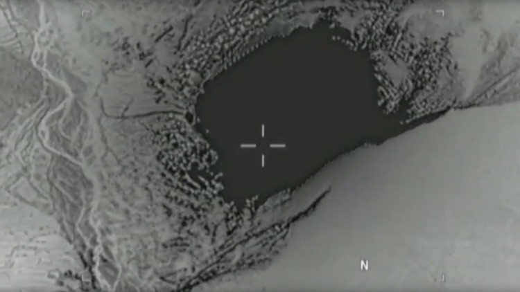 La bomba de EEUU en Afganistán ya ha dejado 94 muertos (+VÍDEO)