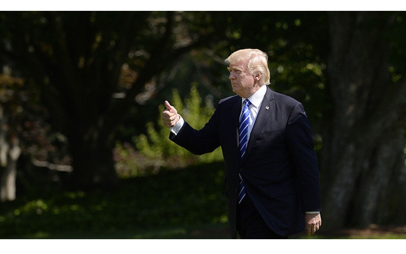 Vicefiscal sabía que Trump despediría a Comey antes de escribir su informe