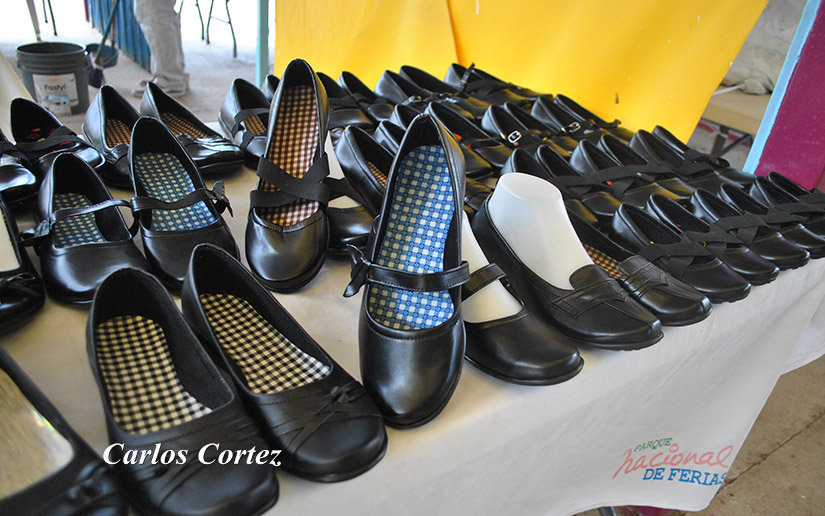 Zapatos para escolares a bajos precios en de Ferias