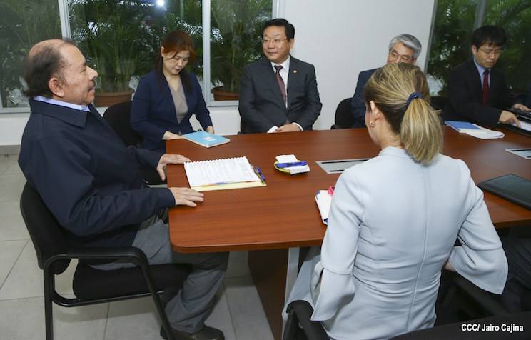 Presidente Daniel con Ministro de Comercio de la Rep&uacute;blica de Corea