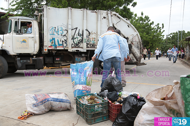 Continúa campaña para mantener los barrios limpios en Managua