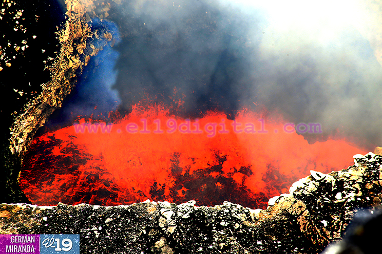 Especialista en Vulcanología realizará estudio del lago de lava del volcán Masaya