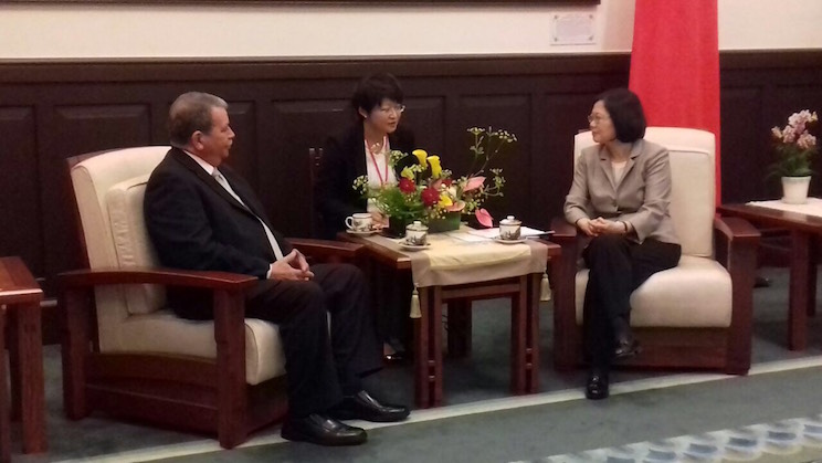 Vicepresidente Halleslevens es recibido por nueva presidenta de Taiwán, Tsai Ing-wen