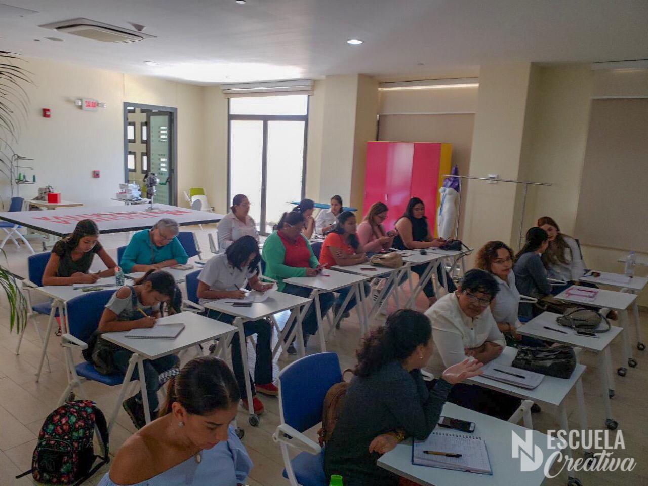 ¡Escuela Creativa Nicaragua Diseña se estrena exitosamente!