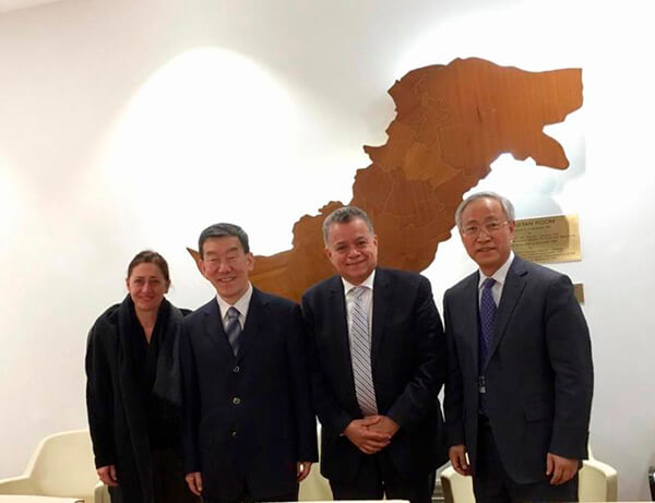 Encuentro con la Delegación República Popular de China-Embajador S.E Niu Dun