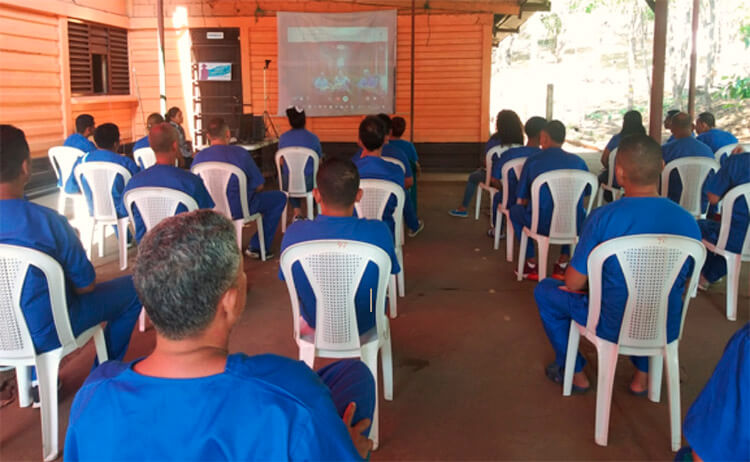 culto-por-videoconferencia-con-presos-centros-penitenciarios-nicaragua