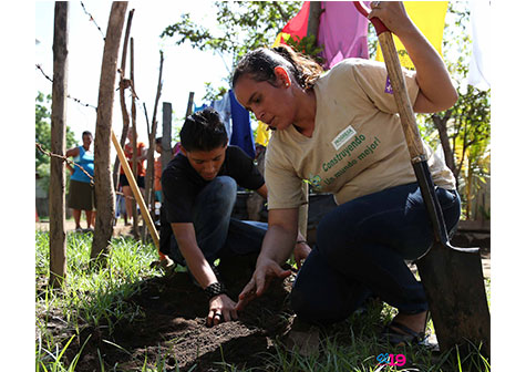 Promotoría solidaria entrega 300 bonos de patio saludable en Mateare