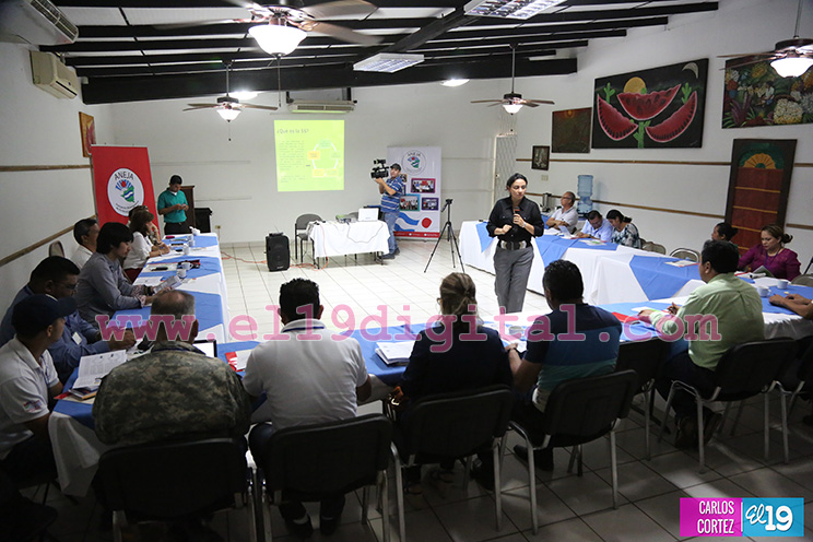 JICA y ex becarios desarrollan talleres de productividad junto a pequeños empresarios de Carazo