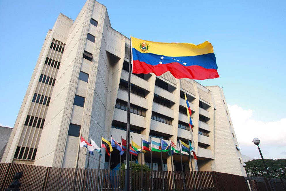 TSJ de Venezuela ordena desincorporar a tres diputados opositores