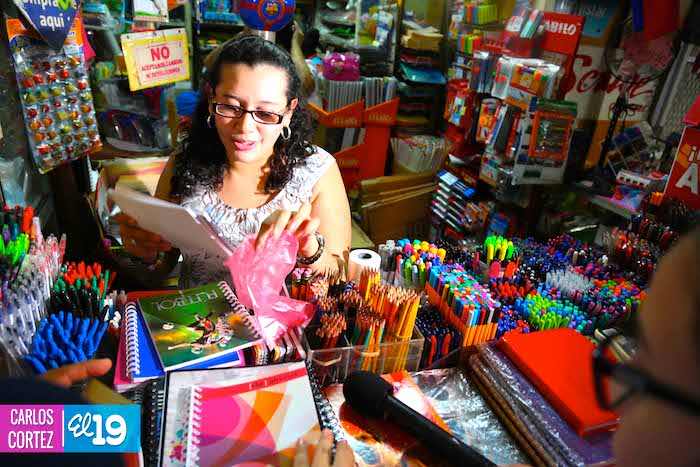 Inicio de año escolar moverá US$75 millones en el comercio
