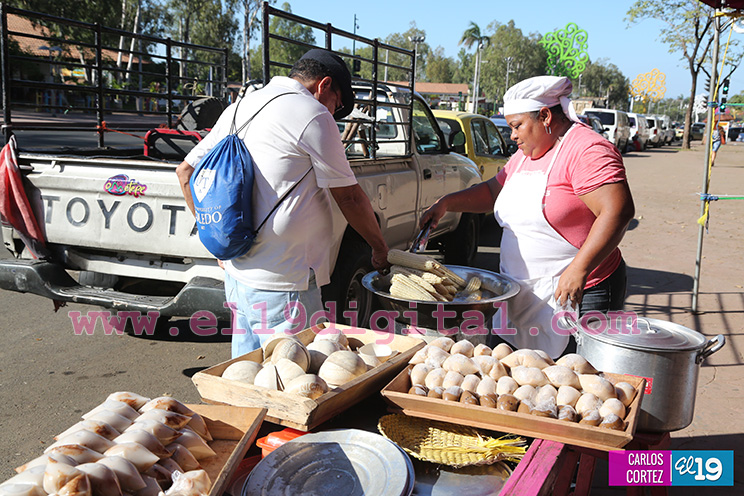 Pequeños artesanos y comerciantes invitan a familias capitalinas a visitar espacios de recreación familiar ubicados en Avenida de Bolívar a Chávez