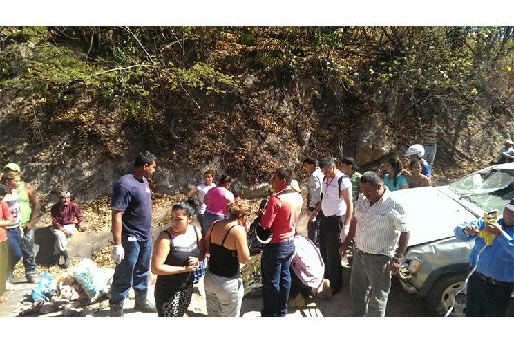 Accidente de tránsito en Somoto deja dos lesionados y un fallecido