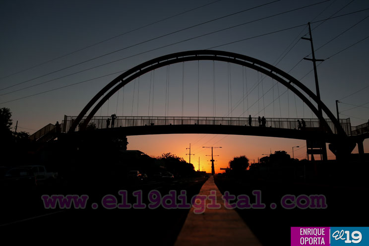 Inauguran Puente Peatonal Aéreo en Paso a Desnivel Barricada de la Esperanza