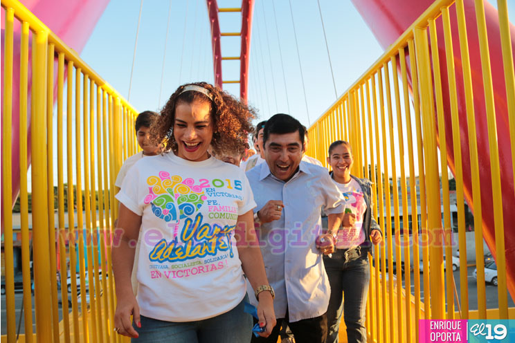 Inauguran Puente Peatonal Aéreo en Paso a Desnivel Barricada de la Esperanza
