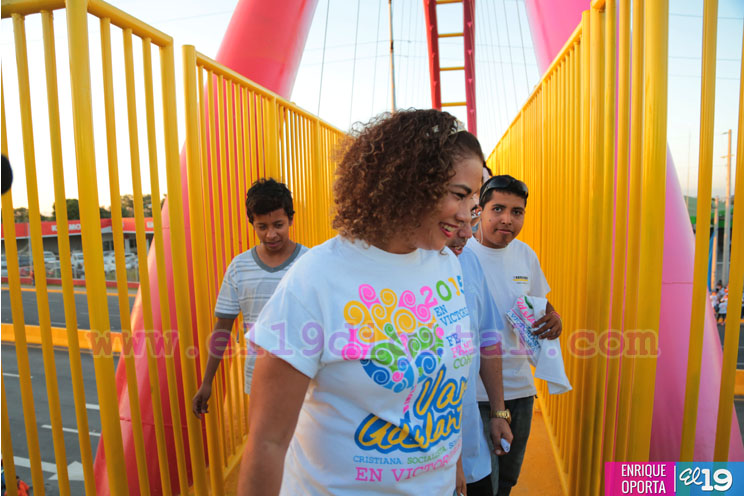 Inauguran Puente Peatonal Aéreo en Paso a Desnivel Barricada de la Esperanza