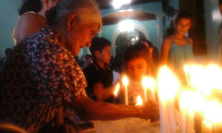 Miles de promesantes se desbordan en fe al Señor de Los Milagros en El Sauce