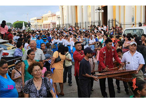 Granadinos festejan a Beata Sor María Romero