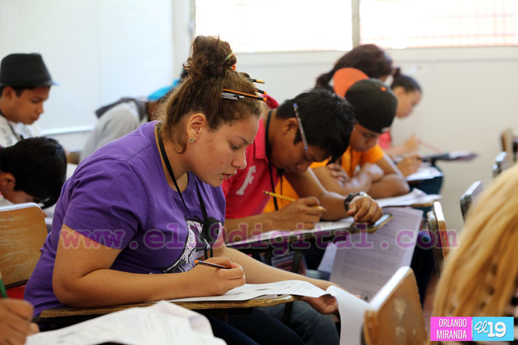 Más de 13 mil bachilleres buscan cupo en UNAN-Managua