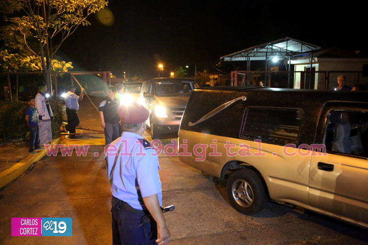 Trasladan cuerpos de 9 turistas costarricenses que perecieron en naufragio en Corn Island (FOTOS)