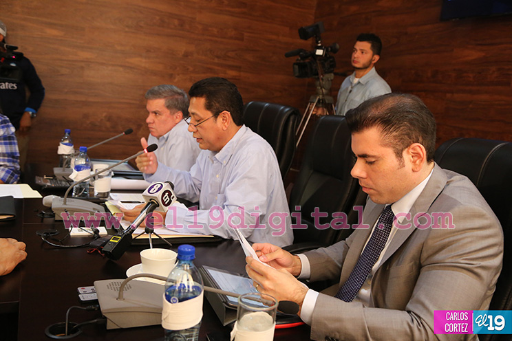 Representantes de aerolíneas sostienen V reunión de trabajo en Managua