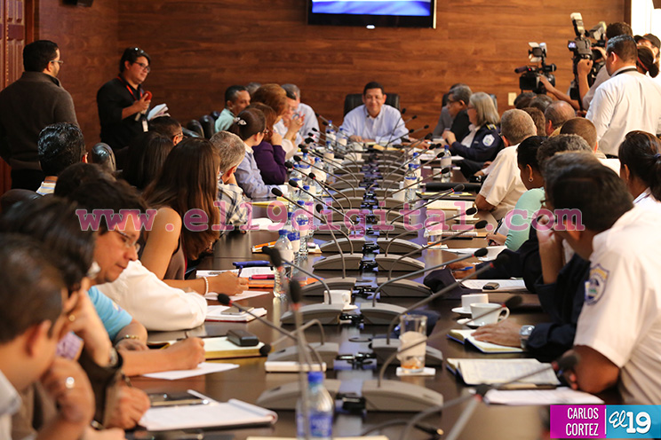 Representantes de aerolíneas sostienen V reunión de trabajo en Managua