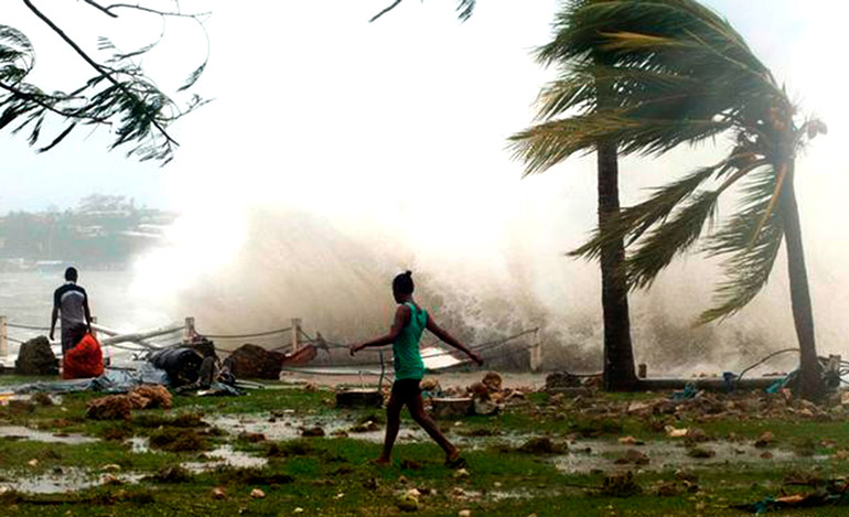 La tormenta más poderosa registrada golpea Fiyi