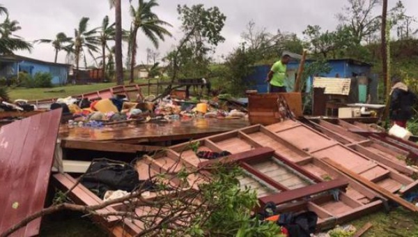42 muertos y 19 mil desplazados en Fiyi por ciclón Winston