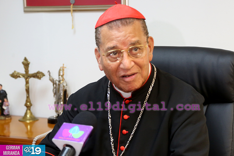 Cardenal Miguel Obando califica como un acto de bondad y cariño el otorgamiento del Régimen de Convivencia Familiar