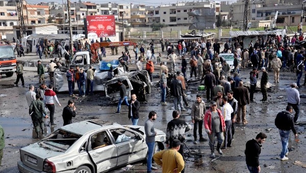 Grupos extremistas bombardean barrios en Damasco, Siriat