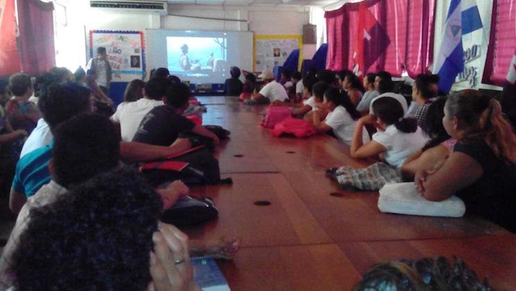 Cine Foros: Estudiantes de Mateare conocen más de la lucha del comandante Camilo Ortega Saavedra