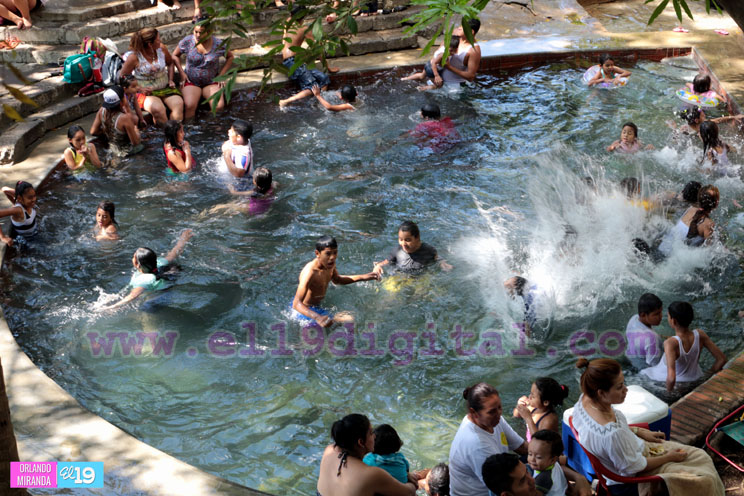 Familias de Managua comienzan a visitar sitios recreativos en temporada de verano