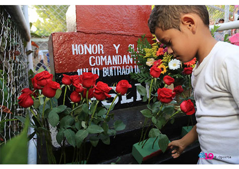 Juventud nicaragüense rinde homenaje al Comandante Julio Buitrago, Padre de la Resistencia Urbana