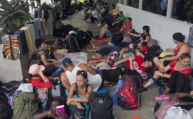 Costa Rica no recibirá más inmigrantes cubanos