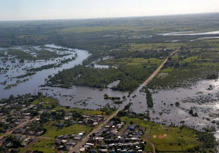 Inundaciones en Uruguay mantienen desplazadas a 14 personas	