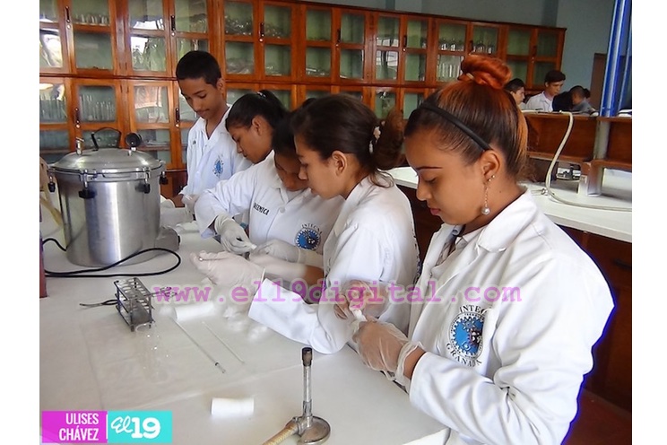 Rehabilitan Laboratorio de Química en el INTECNA Granada