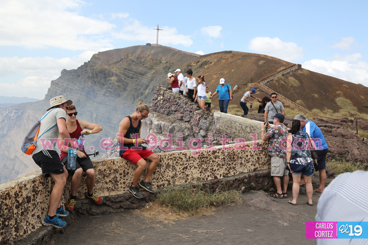 Volcán Masaya permanecerá cerrado ante inestabilidad en laderas del cráter