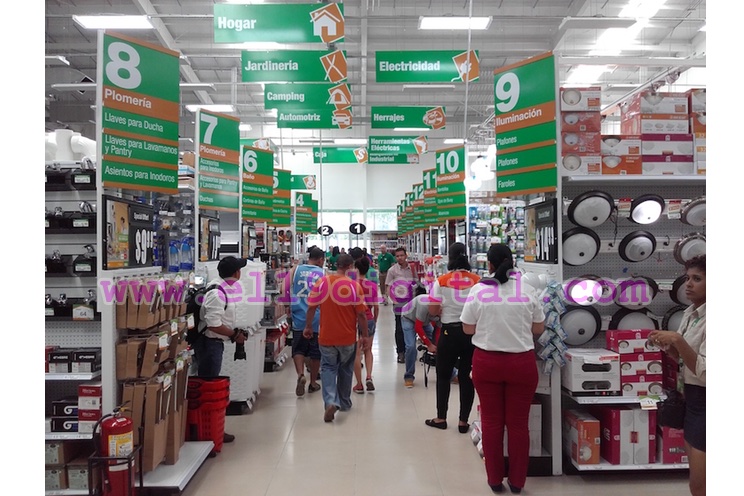 SINSA abre megatienda en Rivas