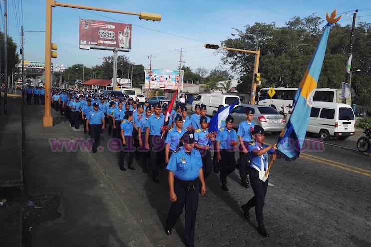 Policía reitera compromiso con el pueblo en honor a la memoria del Primer Comisionado Christian Munguía
