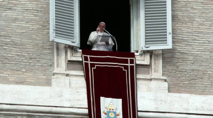 Papa apuesta a Cumbre Humanitaria para atender conflictos mundiales