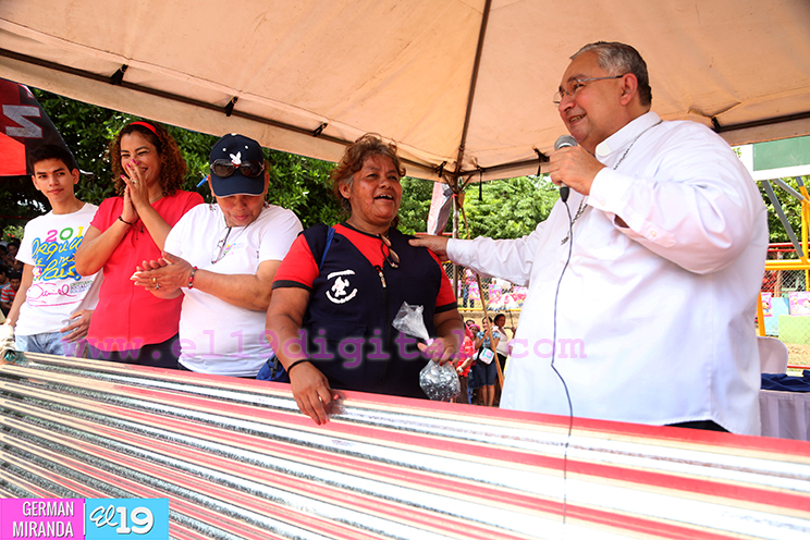 Plan Techo lleva alegría y bienestar a miles de madres nicaragüenses
