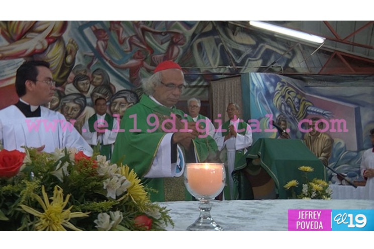 Familias del barrio El Riguero dan recibimiento a nuevo párroco en la Iglesia Santa María de los Ángeles