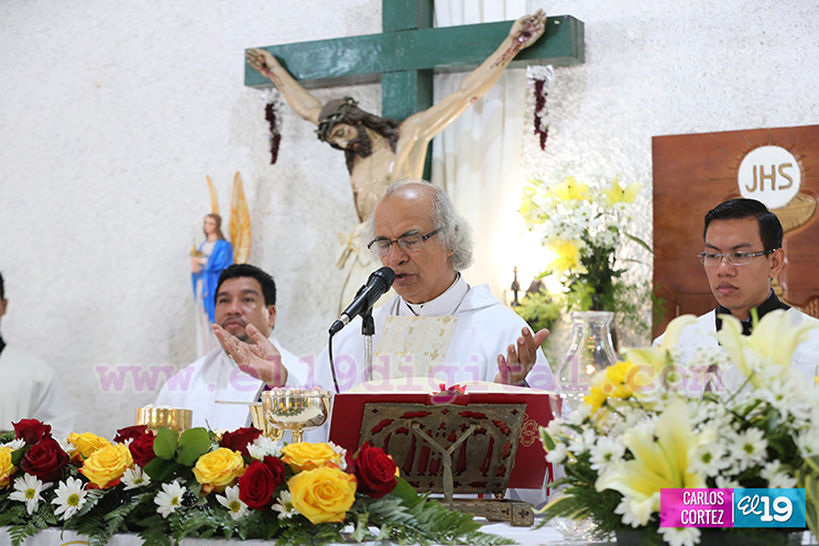 Cardenal Brenes celebra junto a feligreses a San Luis de Gonzaga