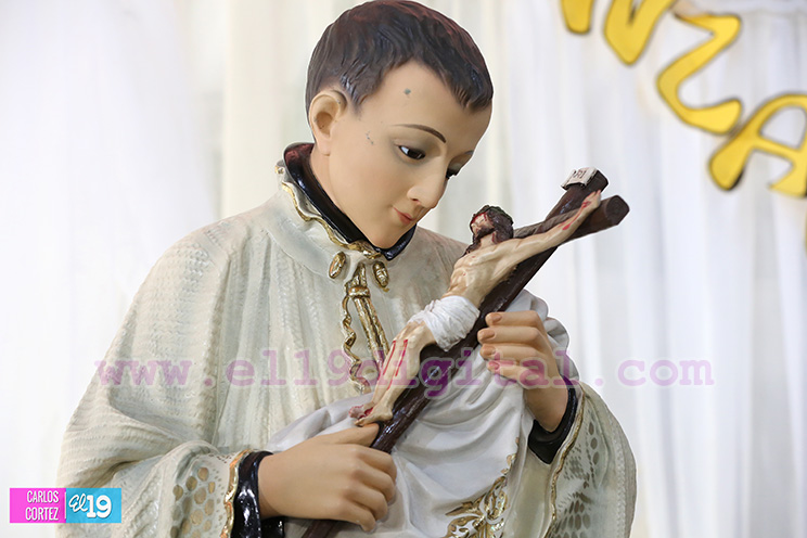Cardenal Brenes celebra junto a feligreses a San Luis de Gonzaga