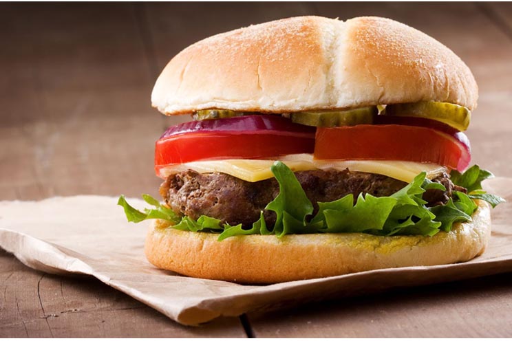 Hamburguesas gratis para toda la vida por cambiar su apellido por 'Burger'