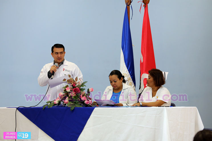Trabajadores del Sialis Managua desarrollan jornada científica