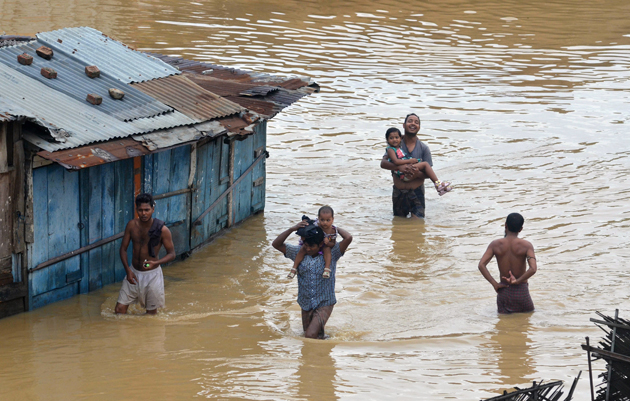 Fuertes lluvias y deslaves dejan 18 muertos en India