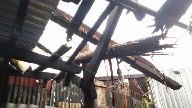 Fuertes vientos causan daño a viviendas del municipio de El Crucero