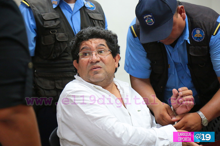 Dictan prisión preventiva al cirujano David Páramo