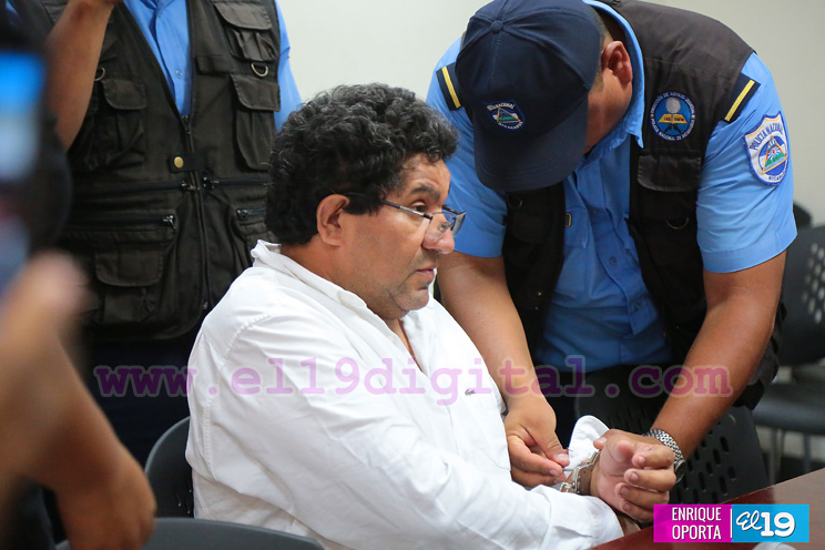 Dictan prisión preventiva al cirujano David Páramo